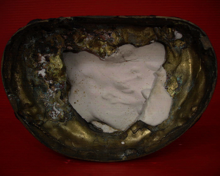 รูปหล่อบูชาหลวงพ่อเคลือบ วัดหนองกระดี่ จ.อุทัยธานี หน้าตัก 5 นิ้ว สภาพสวยค่ะ