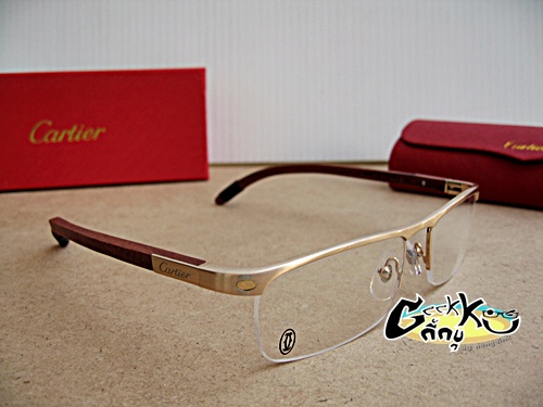 กรอบแว่นตา Cartier ครึ่งกรอบสีทอง ขาสปริง สวย หรูมากค่ะ พร้อมกล่อง ผ้าเช็ดแว่น+ถุงใส่แว่น 