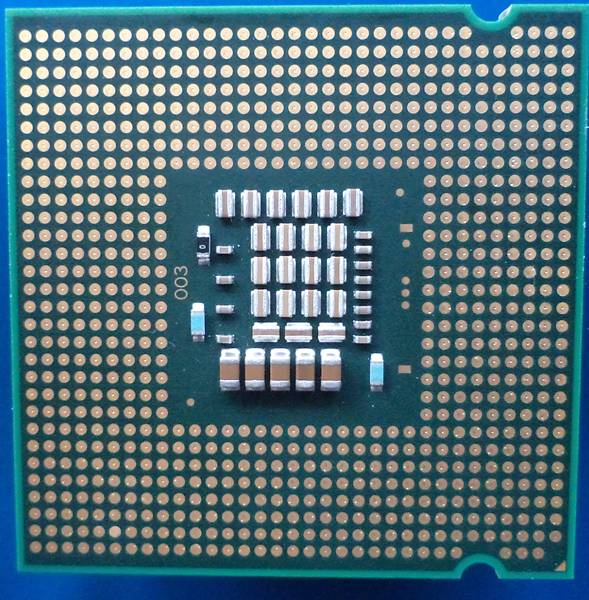 ซีพียู Core2Dou E8400  3.0GHz/6M/1333