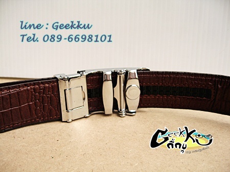 เข็มขัดหนังแท้ (หนังวัว) ทำลายจระเขั สีน้ำตาล  
