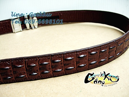 เข็มขัดหนังแท้ (หนังวัว) ทำลายจระเขั สีน้ำตาล  
