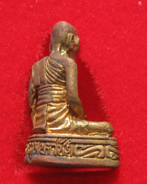 รูปหล่อหลวงปู่คำพันธ์ โฆษปัญโญ วัดธาตุมหาชัย จ.นครพนม รุ่นมหาชัย ปี2538