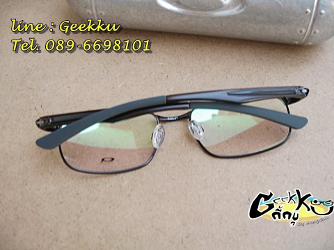 กรอบแว่นตา Oakley (O-05) ทรงกรอบเต็มสีกัน(ดำ-เทา) 