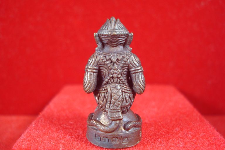 หนุมานมหาปราบไพรี หลวงปู่บัว ถามโก เนื้อสัมฤทธิ์ ก้นอุดผงผสมสีผึ้งหลวงปู่บัว