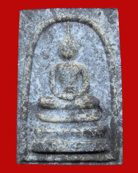 สมเด็จหลวงปู่ทิม วัดละหารไร่ พิมพ์หลังยันต์ห้า เนื้อผง(ดำ)