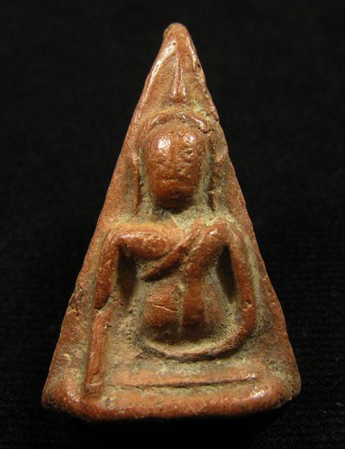 พระพิมพ์นางพญา เนื้อสวยไม่ทราบที่ครับ