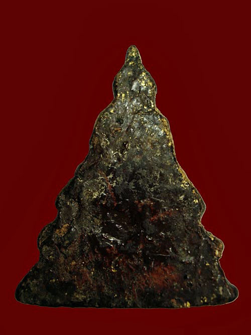 พระบัณฑูรย์เศียรแหลม เนื้อดินกรุวังหน้าลงรักปิดทอง สวยสมบูรณ์นิยม มีหน้าตา หายาก สูง 5 ซ.ม. ที่ 2 งา