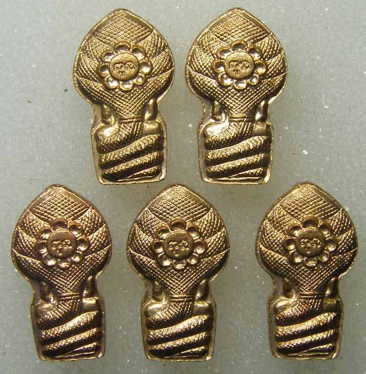 ปรกใบมะขาม หลวงพ่อพูล วัดไผ่ล้อม นครปฐม ปี 2544 (ชุดที่ 1)