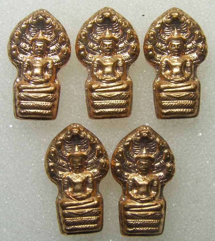 ปรกใบมะขาม หลวงพ่อพูล วัดไผ่ล้อม นครปฐม ปี 2544 (ชุดที่ 2)