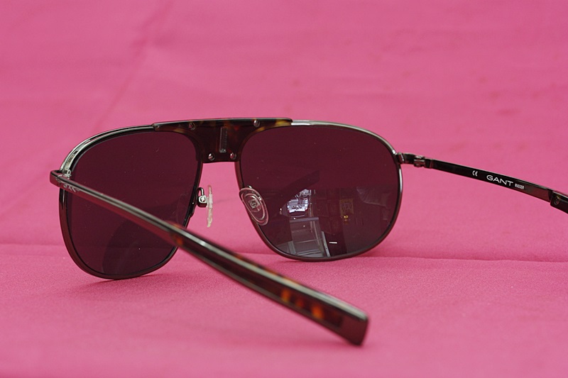 แว่นกันแดด Gant ลายกระ (นิยม)