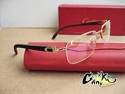 กรอบแว่นตา Cartoer (02) ครึ่งกรอบสีทอง ขาสปริง สวย หรูมากค่ะ พร้อมกล่อง ผ้าเช็ดแว่น