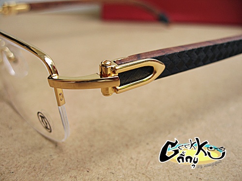 กรอบแว่นตา Cartoer (02) ครึ่งกรอบสีทอง ขาสปริง สวย หรูมากค่ะ พร้อมกล่อง ผ้าเช็ดแว่น