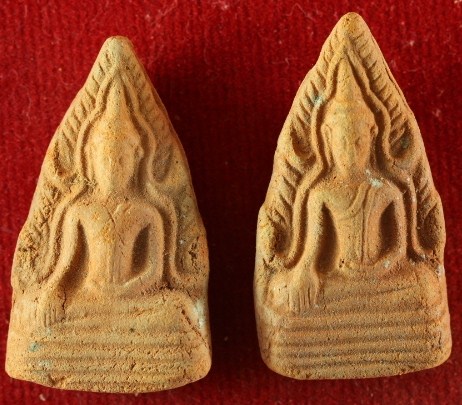 ***แพ็คคู่สุดคุ้ม***พระพุทธชินราช วัดชะวึก พิมพ์ใหญ่ เนื้อดินเผา ปี 2516 (หลวงปู่ทิมปลุกเสก)