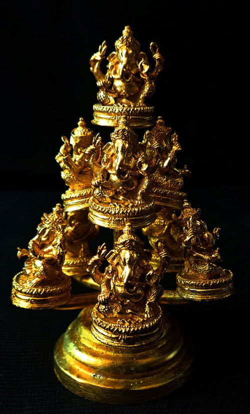 ช่อพระพิฆเนศ 9 องค์ ทองเหลือง ฐานผ่านศูนย์กลาง 1.5นิ้ว สูง 3นิ้ว ละเอียดทุกจุด สวยมากๆ  สุดชอดทพเจ้า
