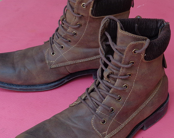 รองเท้า STEVE MADDEN สุดดัง ของแท้ เท่ห์ๆเลยครับ จาก USA แบรนด์สุดชิคของชาวนิวยอร์กซิตี้