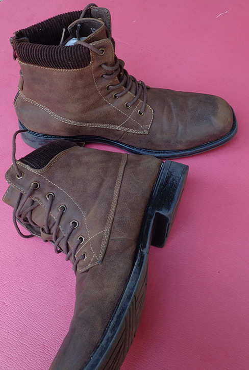 รองเท้า STEVE MADDEN สุดดัง ของแท้ เท่ห์ๆเลยครับ จาก USA แบรนด์สุดชิคของชาวนิวยอร์กซิตี้