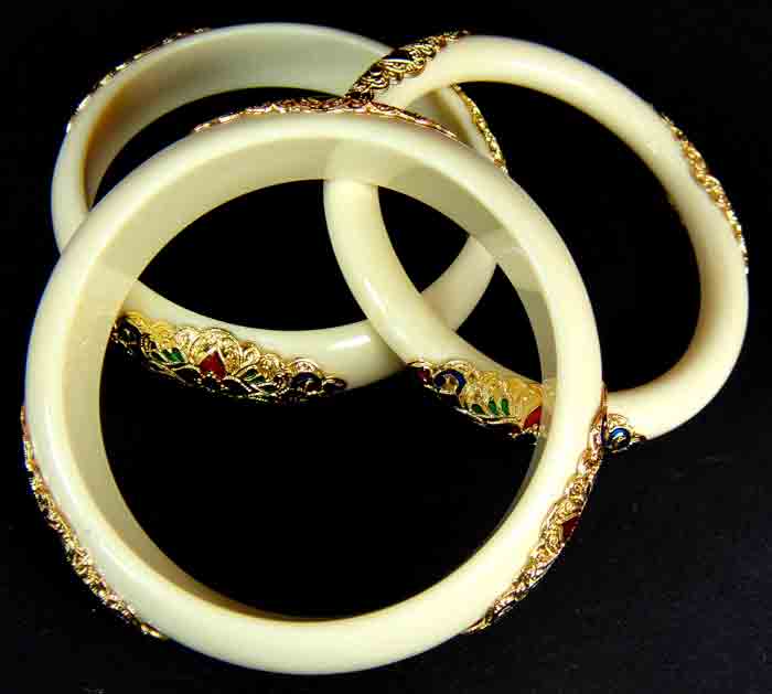 กำไลงาช้าง(งาเทียม) ฉลุลายทองลงยา งานสวย 