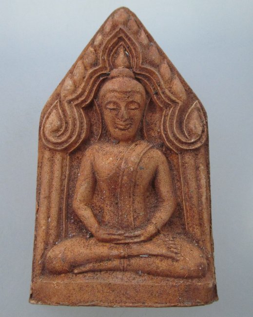 พระพิมพ์ขุนแผนเนื้อดิน ไม่ทราบที่ครับ