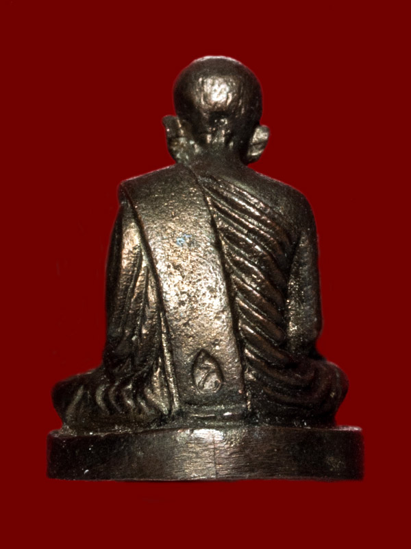 รูปหล่อหลวงปู่ทิม นวะพิมพ์เล็ก ชินบัญชรมหาโสฬส ปี ๓๓ อุดผงพรายกุมารเข้มข้น ผสม สีผึ้งหลวงปู่ทิม