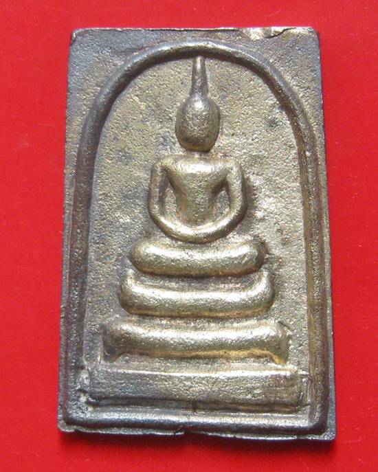 พระสมเด็จ รุ่น ญสส เนื้อเงิน หลวงพ่อเกษม เขมโก ปี 2533 กล่องเดิมหายากคะ   