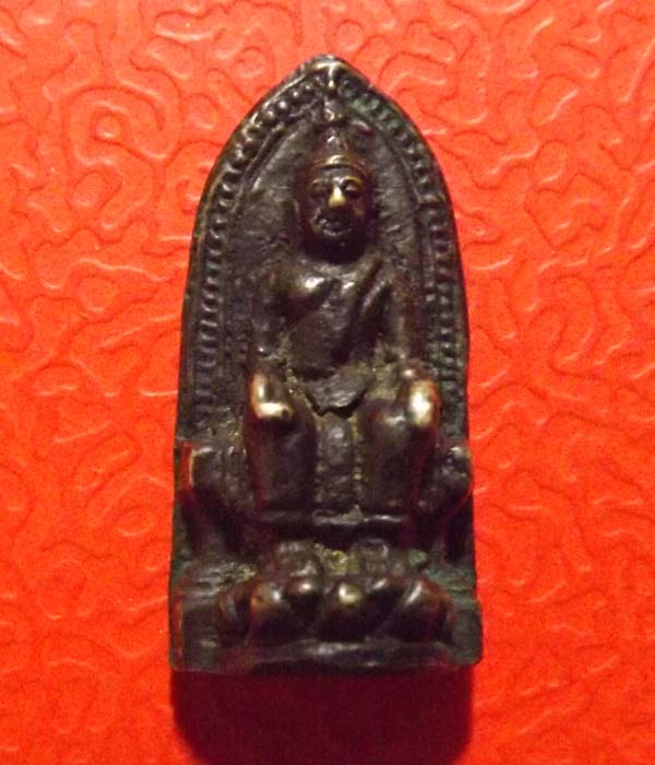 รูปหล่อหลวงพ่อโต วัดบ้านเชี่ยน จ.ชัยนาถ