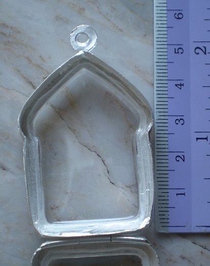 ตลับเงินลงยาเต็มใบ  ใส่พระขุนแผนผงพราย พิมพ์ใหญ่ เคาะเดียว 