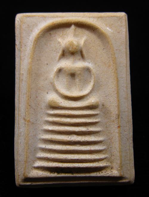 พระสมเด็จเนื้อหามวลสารดี สวยไม่ทราบที่ครับ