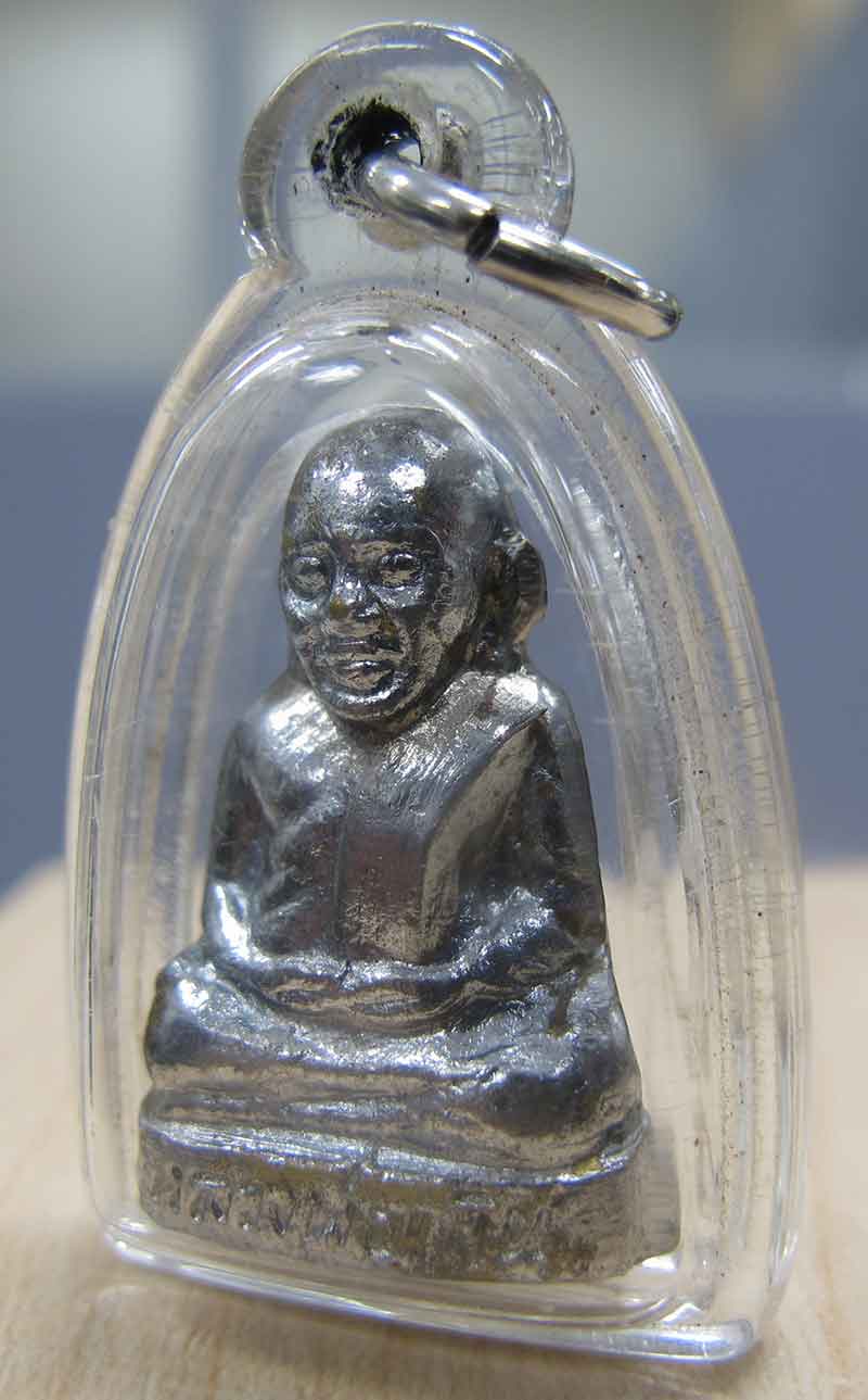 รูปหล่อหลวงพ่อเงิน   วัดท้ายน้ำ พิมพ์ฐานสูง เนื้อทองเหลืองชุบนิเกิ้ล ปี 2515