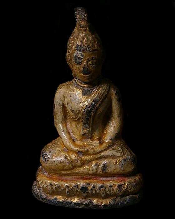 พระยุครัตนะ พระแก้บน หน้าตัก 1.5นิ้ว ฐาน 2นิ้ว สูง 3นิ้ว