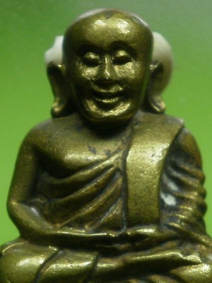  รูปหล่อหลวงพ่อเงิน วัดบางคลาน ปี 2536 สภาพสวยมากพร้อมกล่อง