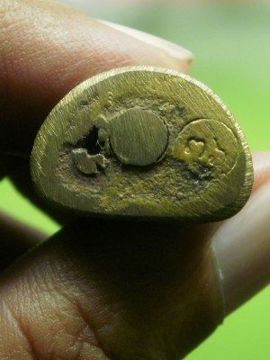  รูปหล่อหลวงพ่อเงิน วัดบางคลาน ปี 2536 สภาพสวยมากพร้อมกล่อง