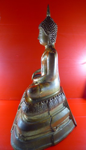 หลวงพ่อขาว วัดนครโปรดสัตว์  บ้านแพรก อยุธยา