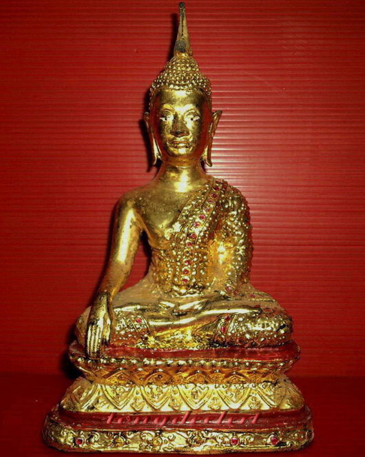 พระบูชารัตนะตอนปลาย(เสาชิงช้า) ใต้ฐานดินไทย รักทองเต็ม สวยมากค่ะ