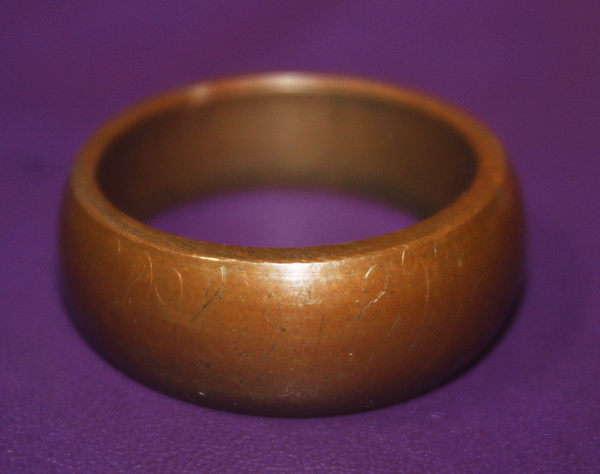 แหวนปลอกมีดพระรัตนจักร รุ่นแรกเนื้อลูกแก้ว หลวงปู่ชื้น วัดญาณเสน จ.อยุธยา