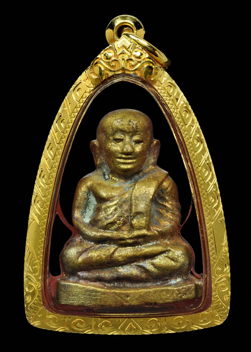 รูปหล่อหลวงพ่อเงิน รุ่นช้างคู่ วัดท้ายน้ำ ปี ๒๕๒๖ สวยเดิมเลี่ยมทองคำแท้ พร้อมใช้ 