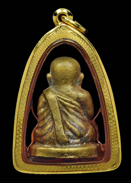 รูปหล่อหลวงพ่อเงิน รุ่นช้างคู่ วัดท้ายน้ำ ปี ๒๕๒๖ สวยเดิมเลี่ยมทองคำแท้ พร้อมใช้ 