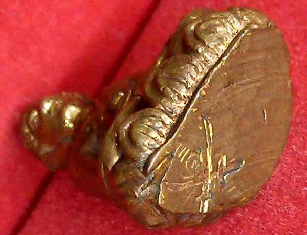 *พระกริ่ง รด. กรมรักษาดินแดน ปี๒๕๑๓ เนื้อแดง..ท่านเจ้าคุณนรฯ วัดเทพศิรินทร์ฯ*