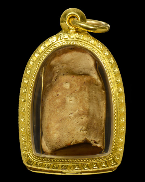 พระคง กรุเก่า จ.ลำพูน ฟอร์มตรง สภาพสวย+ตลับทอง+บัตรรับรองครับ ไม่เอาตลับลด15,000บาทครับ