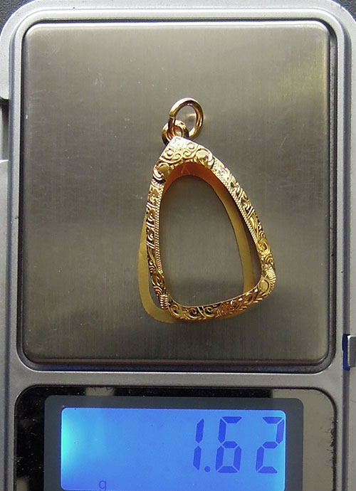 กรอบทอง ยกซุ้ม มือ1ใส่พระชัยวัฒน์ญาณวิทยาคม หลวงพ่อคูณ วัดบ้านไร่ จ.นครราชสีมา, พระชัยวัฒน์ชินบัญชร 