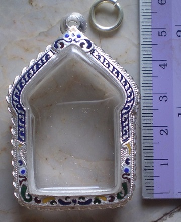 ตลับเงินลงยาเต็มใบ ่ข้างไข่เปลา  ใสขุนแผนพิมพ์ใหญ่  เคาะเดียว 