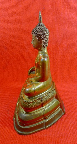 หลวงพ่อขาว เนื่อทองเหลือง วัดนครโปรดสัตว์ บ้านแพรก อยุธยา