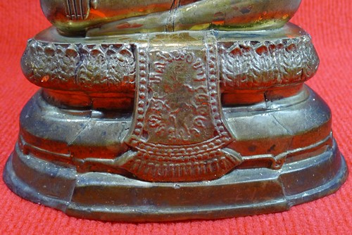 หลวงพ่อขาว เนื่อทองเหลือง วัดนครโปรดสัตว์ บ้านแพรก อยุธยา