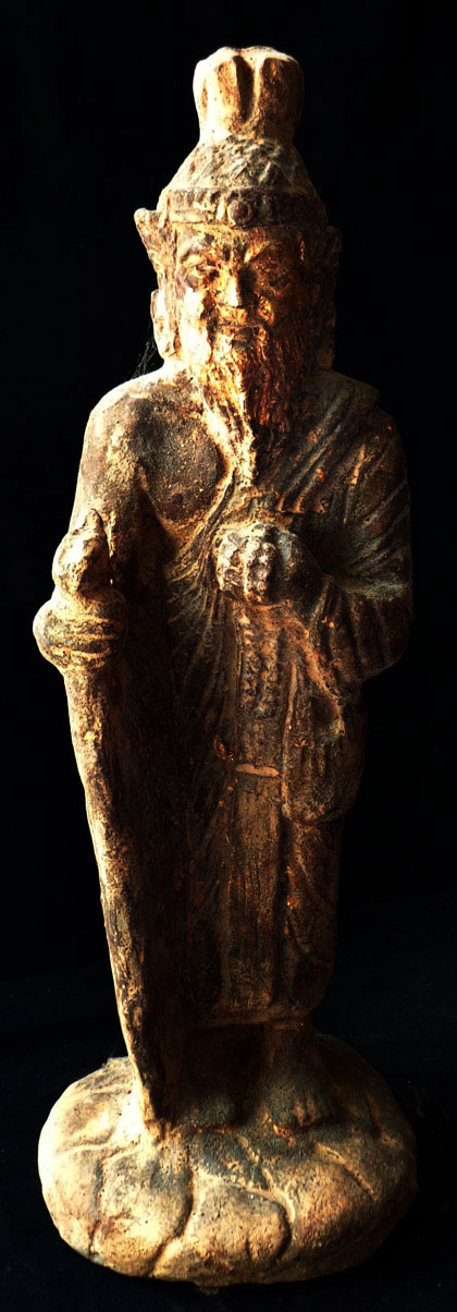 พ่อปู่ฤษีเดินดง เนื้อดินเก่า แต่งผิวเก่าปิดทอง ดูเข้มขลังมาก หน้าตัก 5 นิ้ว สูง พุทธศิลป์ใหม่ พุทธคุ