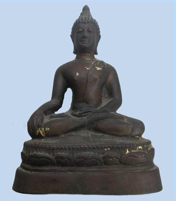 พระบูชาย้อนยุค เนื้อโลหะ ก้นอุดดิน หน้าตัก 4.5 นิ้ว สวยครับ เคาะแรกครับ