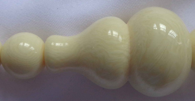 สร้อนเรซิ่น ลายงาช้างแก่ ลายสวยสมบูรณ์ คุณภาพทุกเม็ด เกลียวทองเหลืองหนาแน่น สวยมากครับราคาเบาๆ