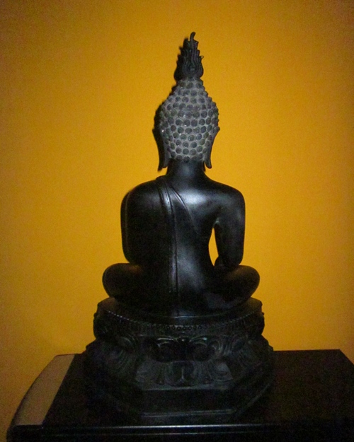 พระบูชา 9 นิ้ว / หล่อโบราณ ไม่ทราบวัดที่สร้างครับ