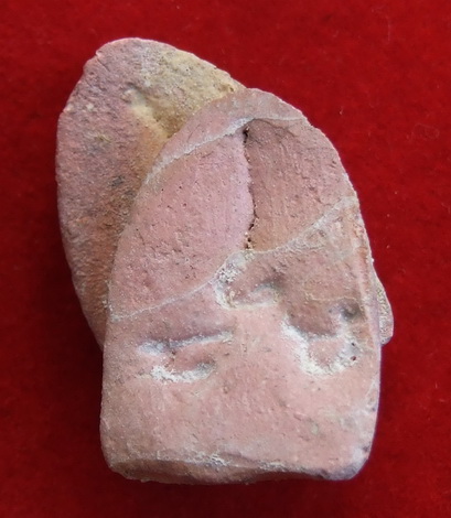 พระกลีบบัว กรุวัดเจ้ามูล ล.ป.ศุข ปลุกเสก พิเศษ 2 องค์ติดกัน สภาพสวย คลาสสิค คงหาแบบนี้ยากครับ