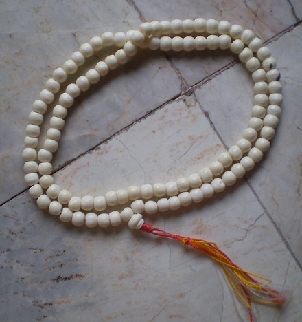 สร้อยประคำ 108 เม็ด กระดูกช้าง ขนาด 10 มิล เคาะเดียว 