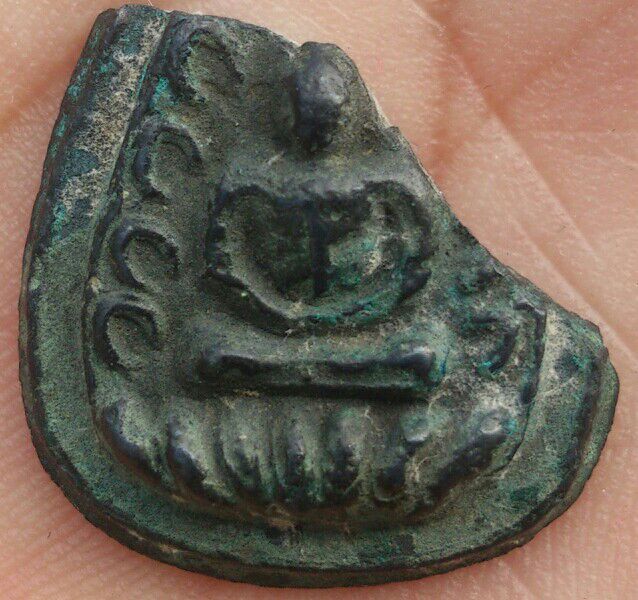 พระกลีบบัว เนื้อเมฆพัตร หลวงพ่อทัต วัดสิงห์ บางขุนเทียน