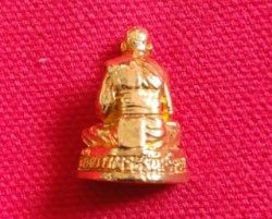 รูปหล่อหลวงพ่อเปิ่น วัดบางพระ รุ่นสร้างโรงพยาบาล ปี35